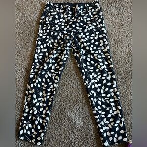 TALBOTS 8 Hampshire Ankle Pants Straight Leg Cropped Paisley Black Cream Leaves